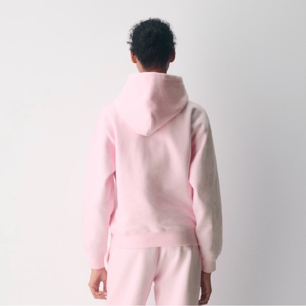 NWT Aritzia Cozy Sweatfleece Perfect Hoodie Light Pink- Sold Out Online! - Picture 8 of 12